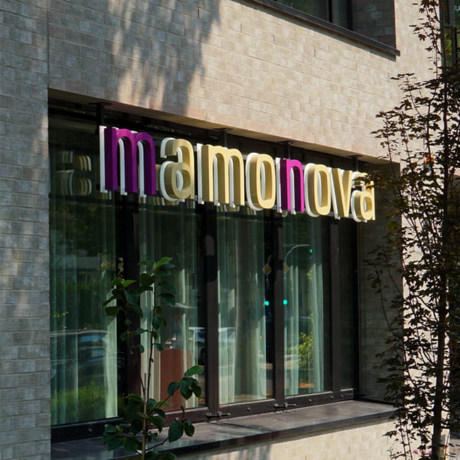 mamonova Köln